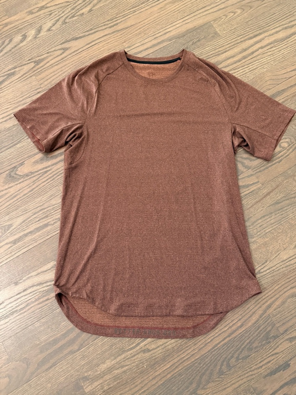 lululemon athletica Men's Short-Sleeve Crew in Rust
